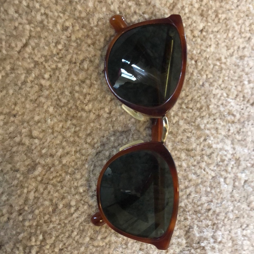 PRADA light brown polarized sunglasses with case